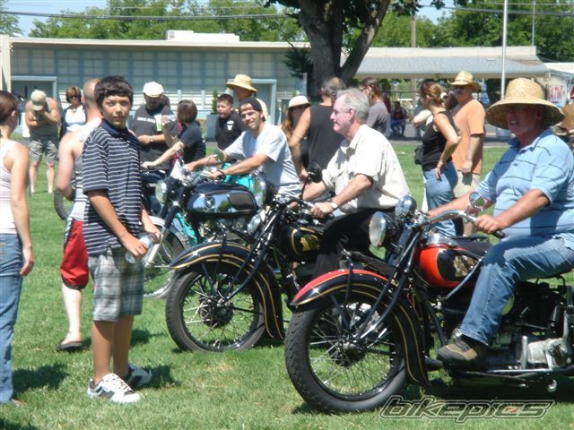 Photo 1383376