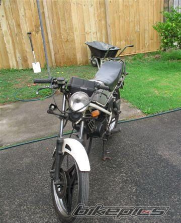 Photo 1383469