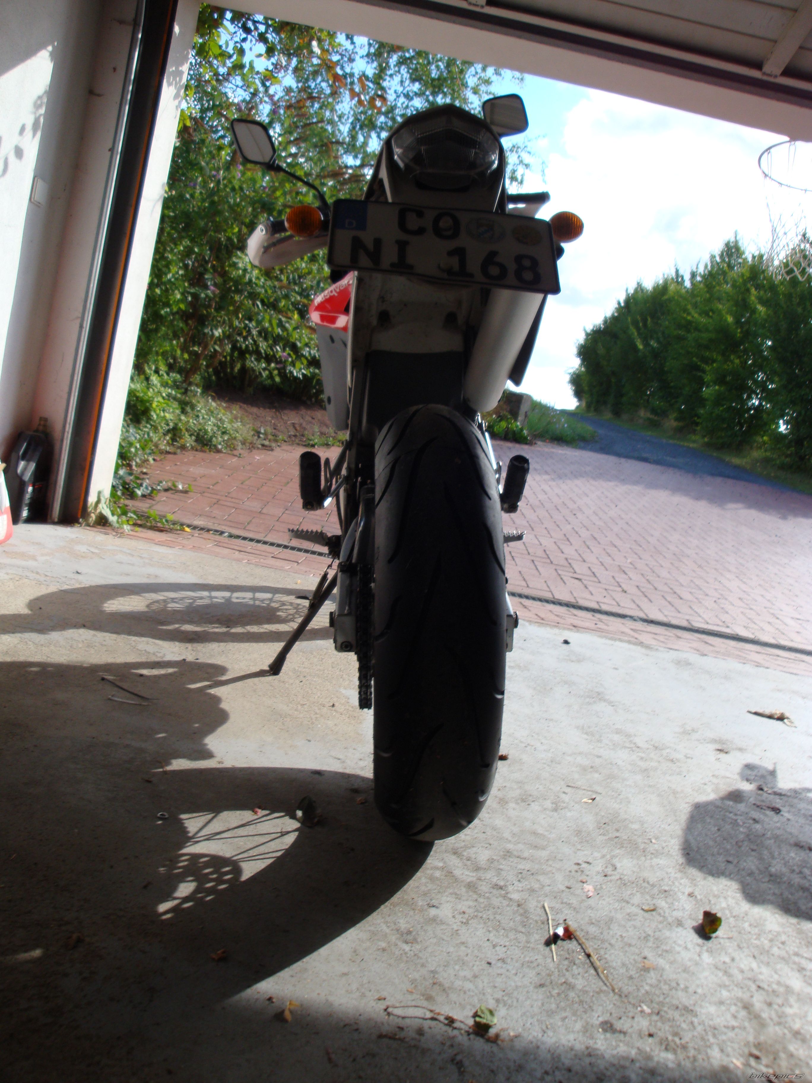 Photo 1383569