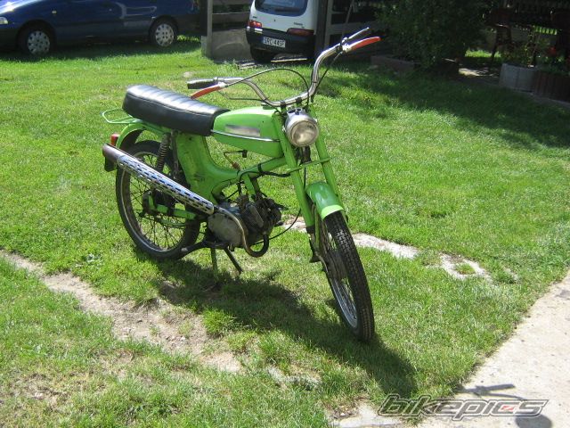 Photo 1383589