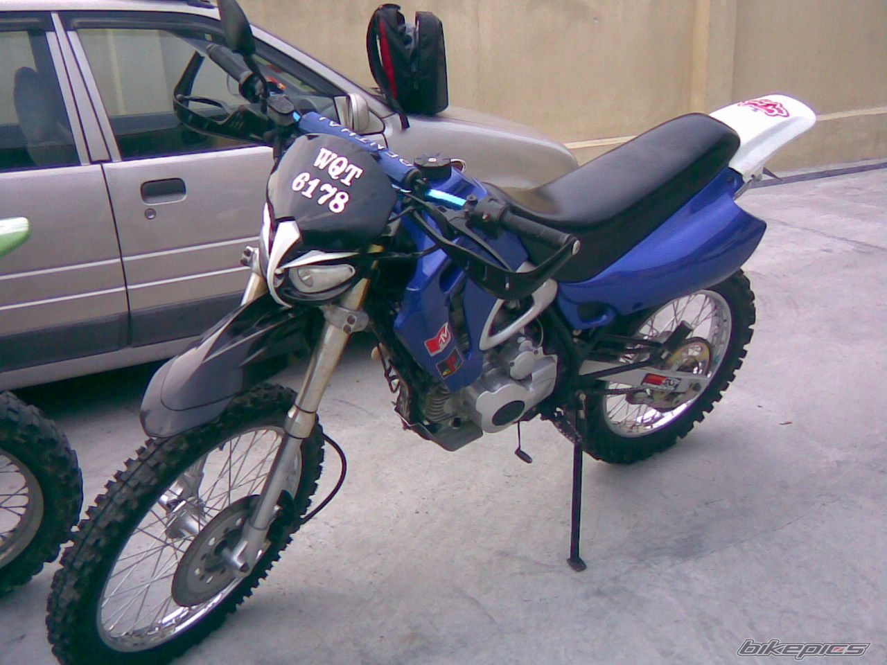 Photo 1383605