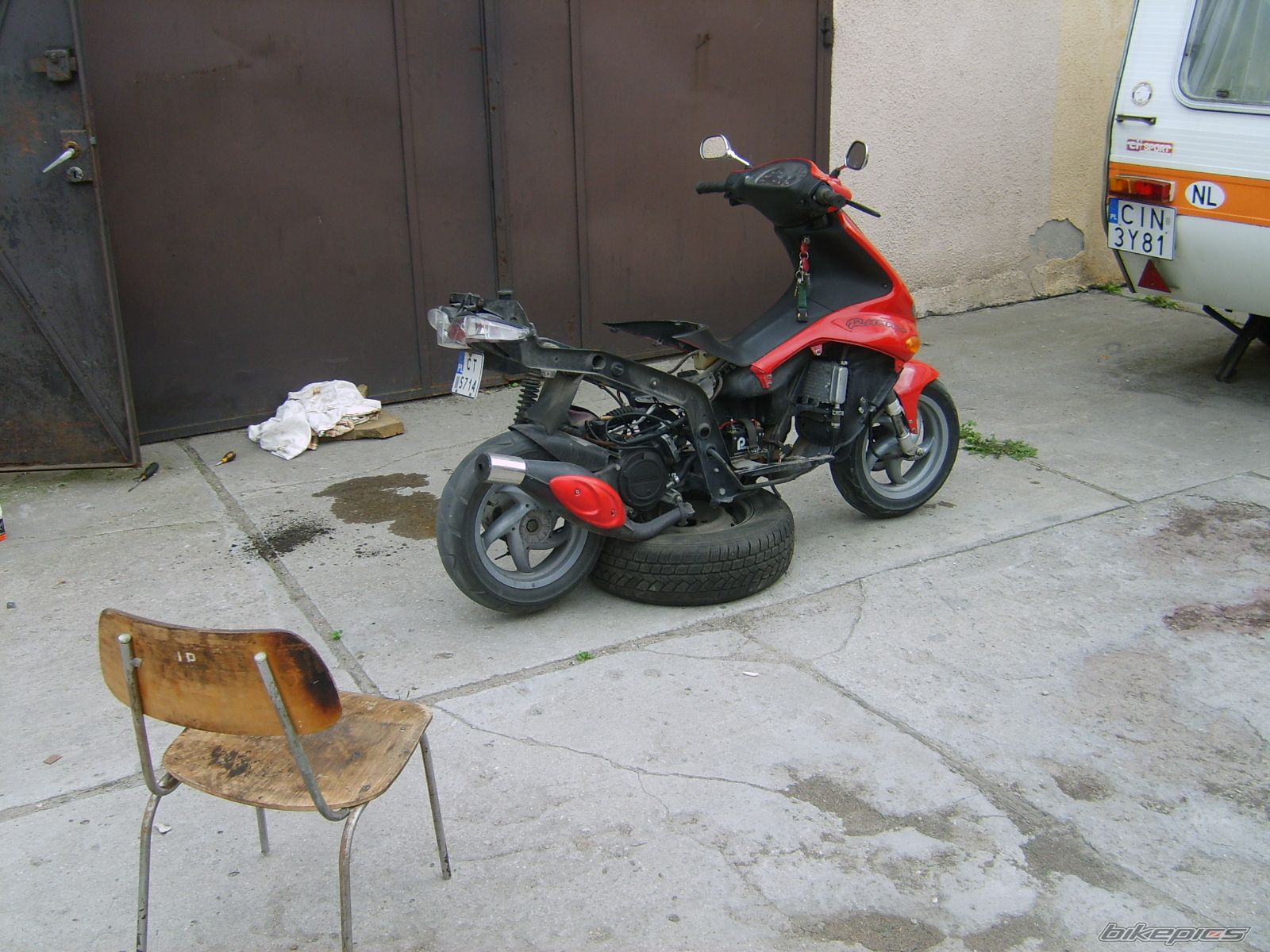 Photo 1383703