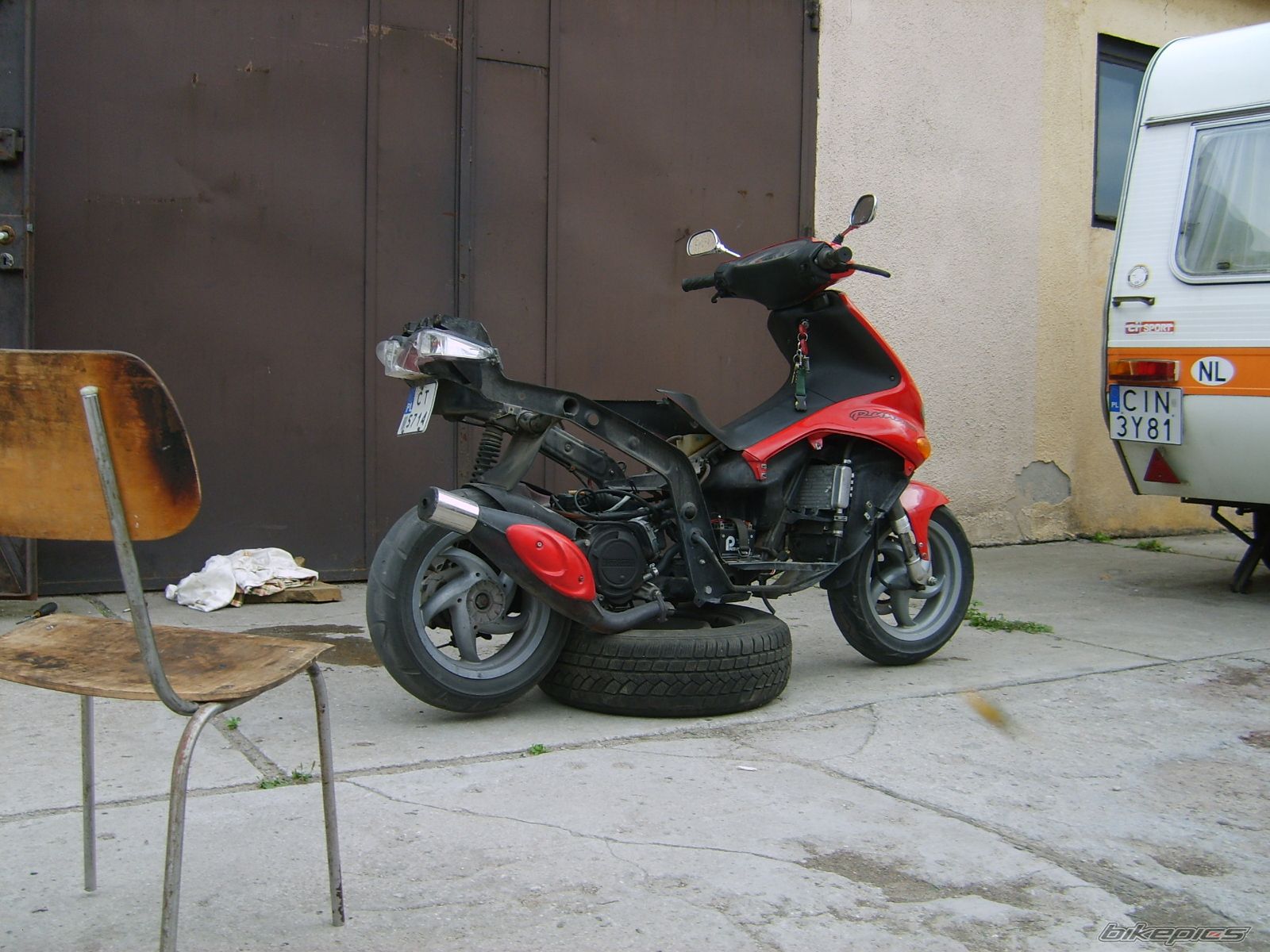 Photo 1383705