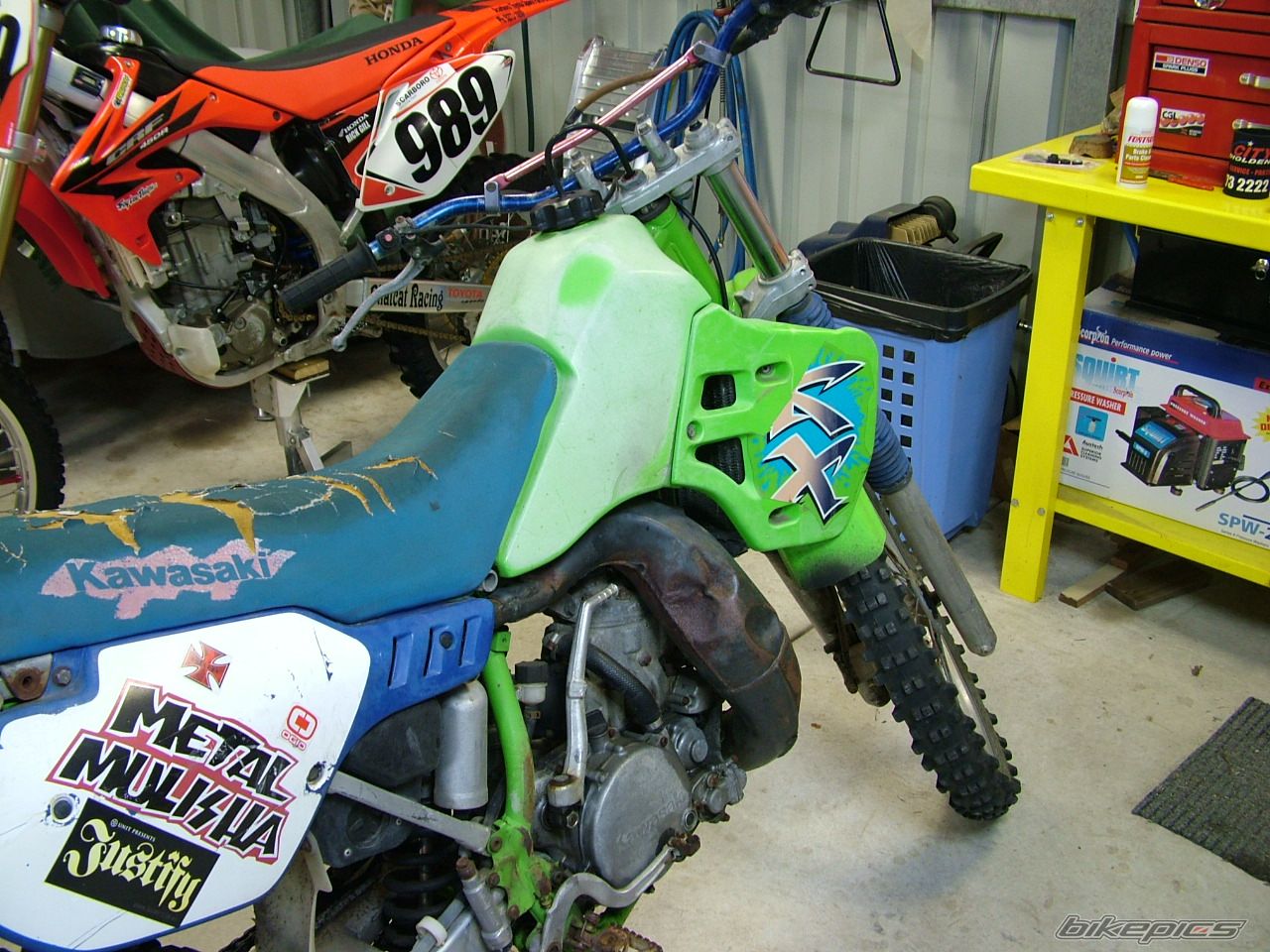 Photo 1383828