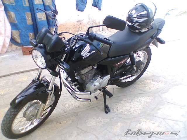Photo 1383920