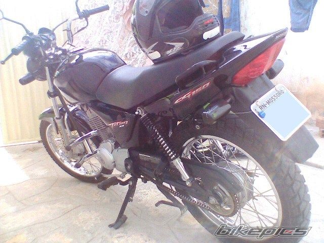 Photo 1383922