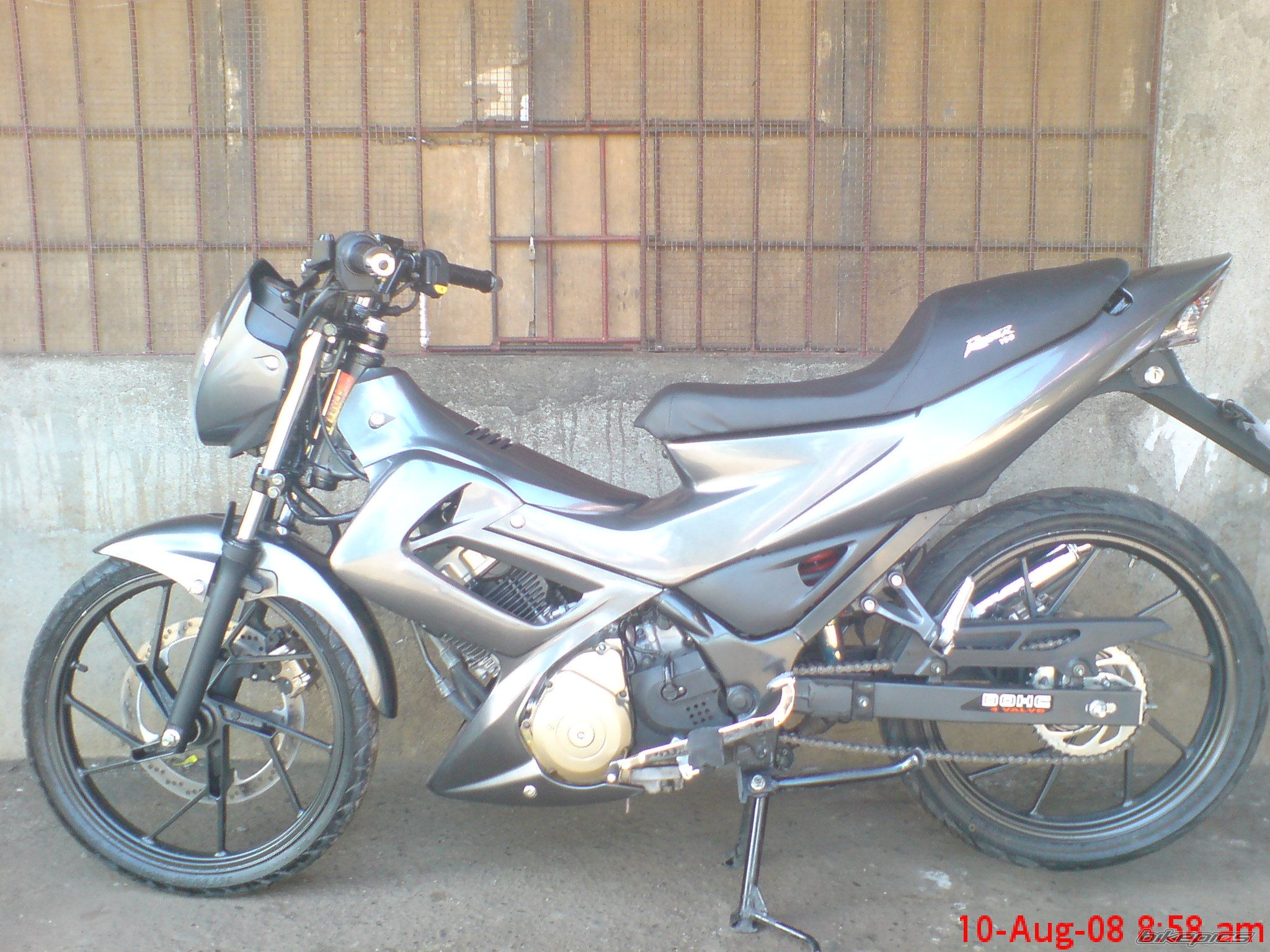 Photo 1383951