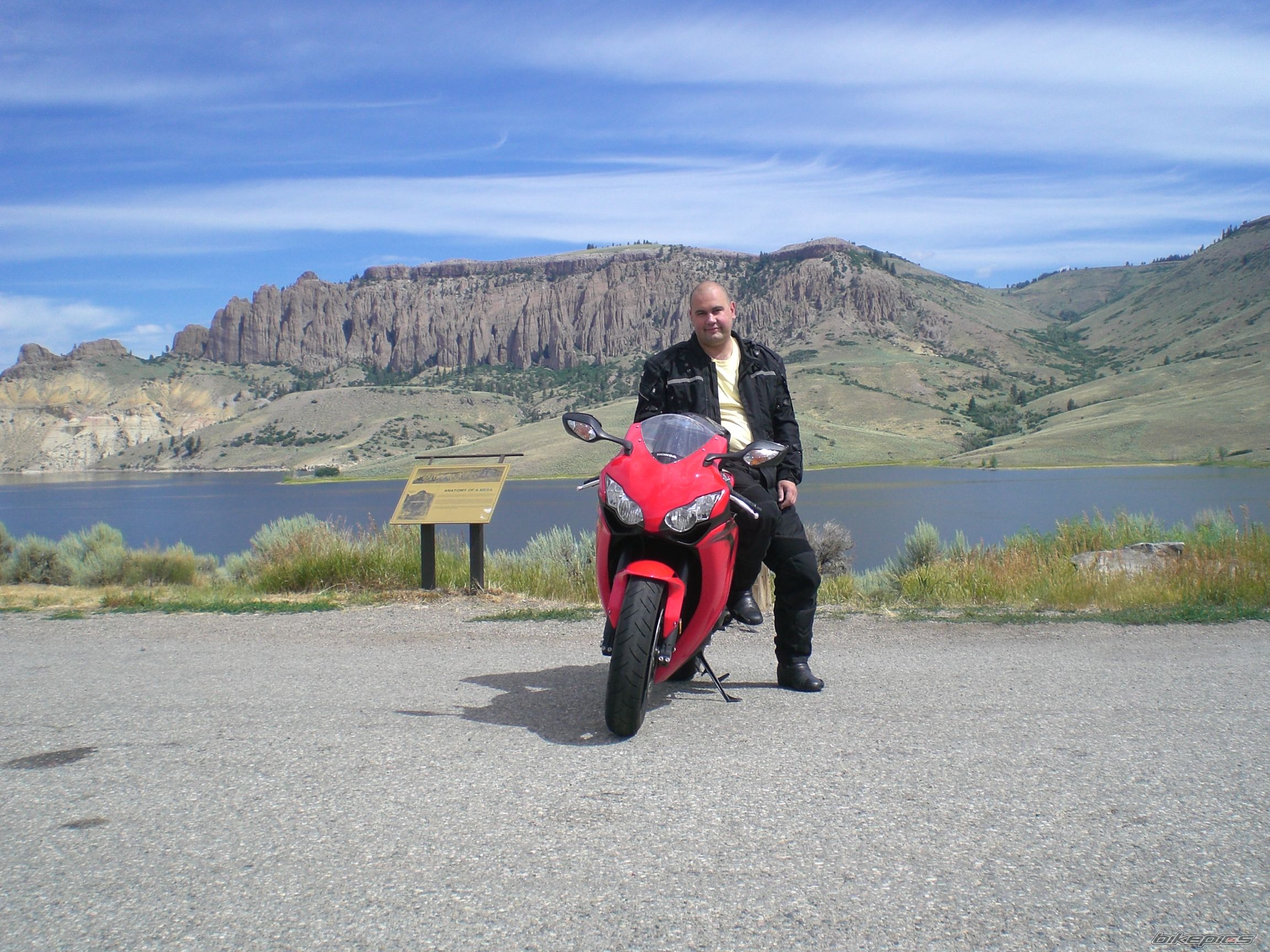 Bike Photo 1384041