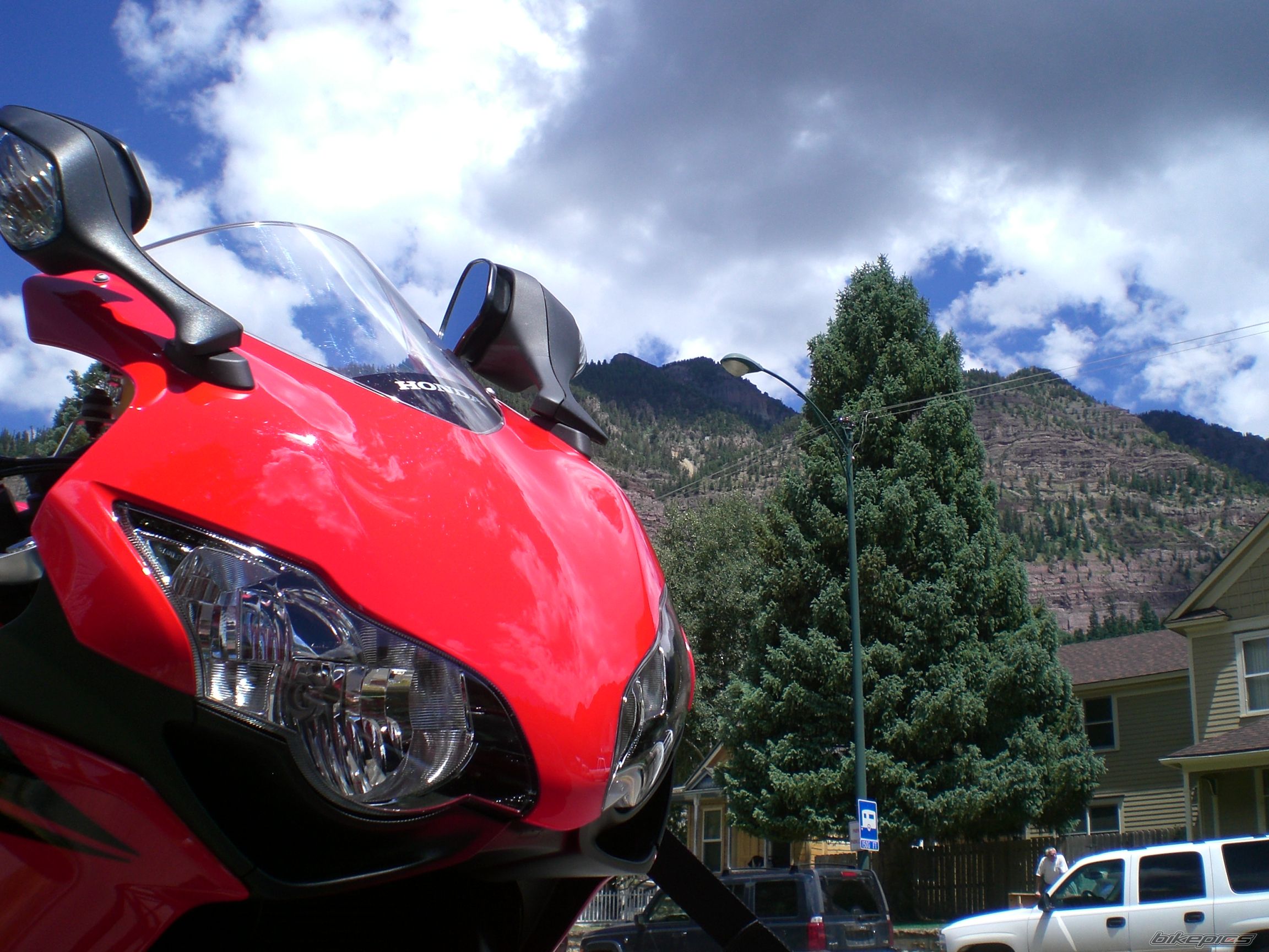 Bike Photo 1384045