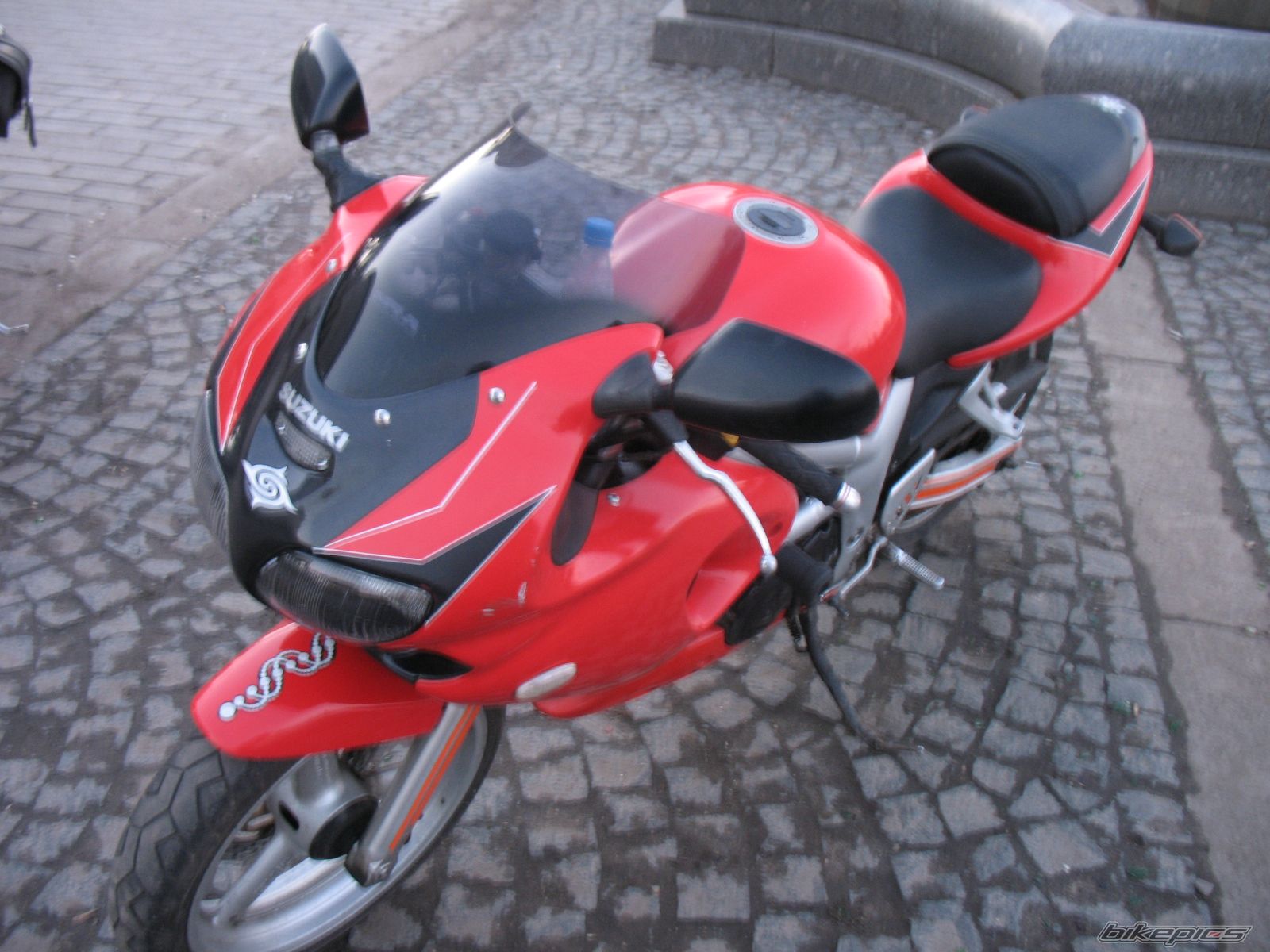 Bike Photo 1384105