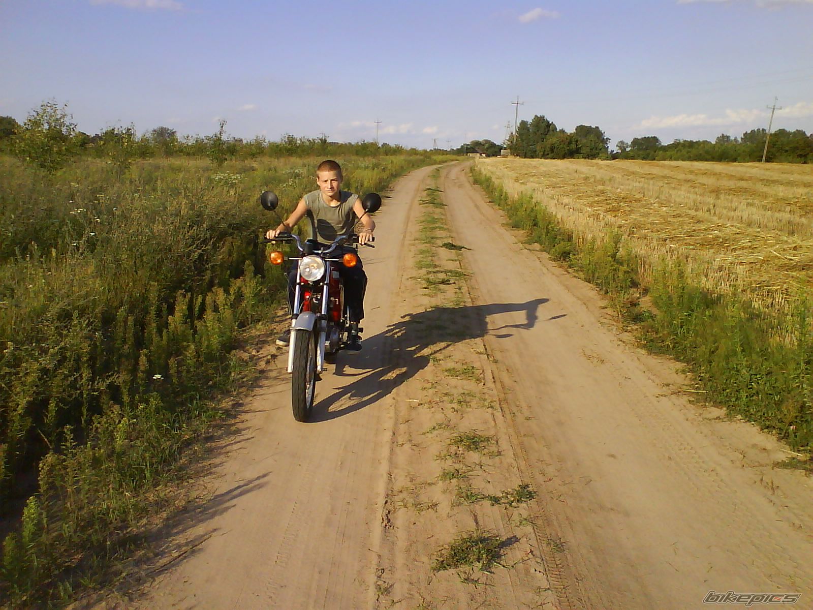 Bike Photo 1384106