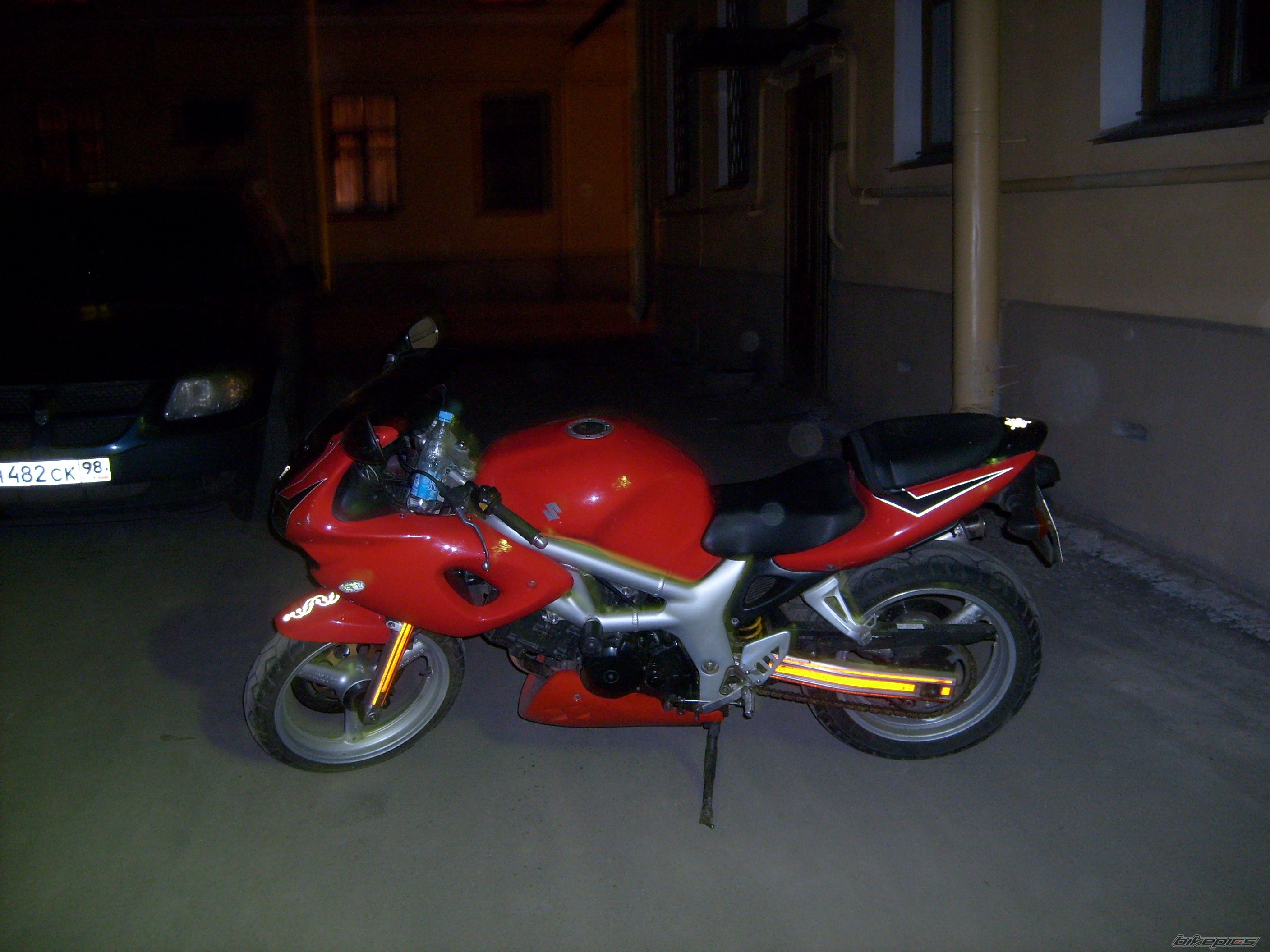 Photo 1384115