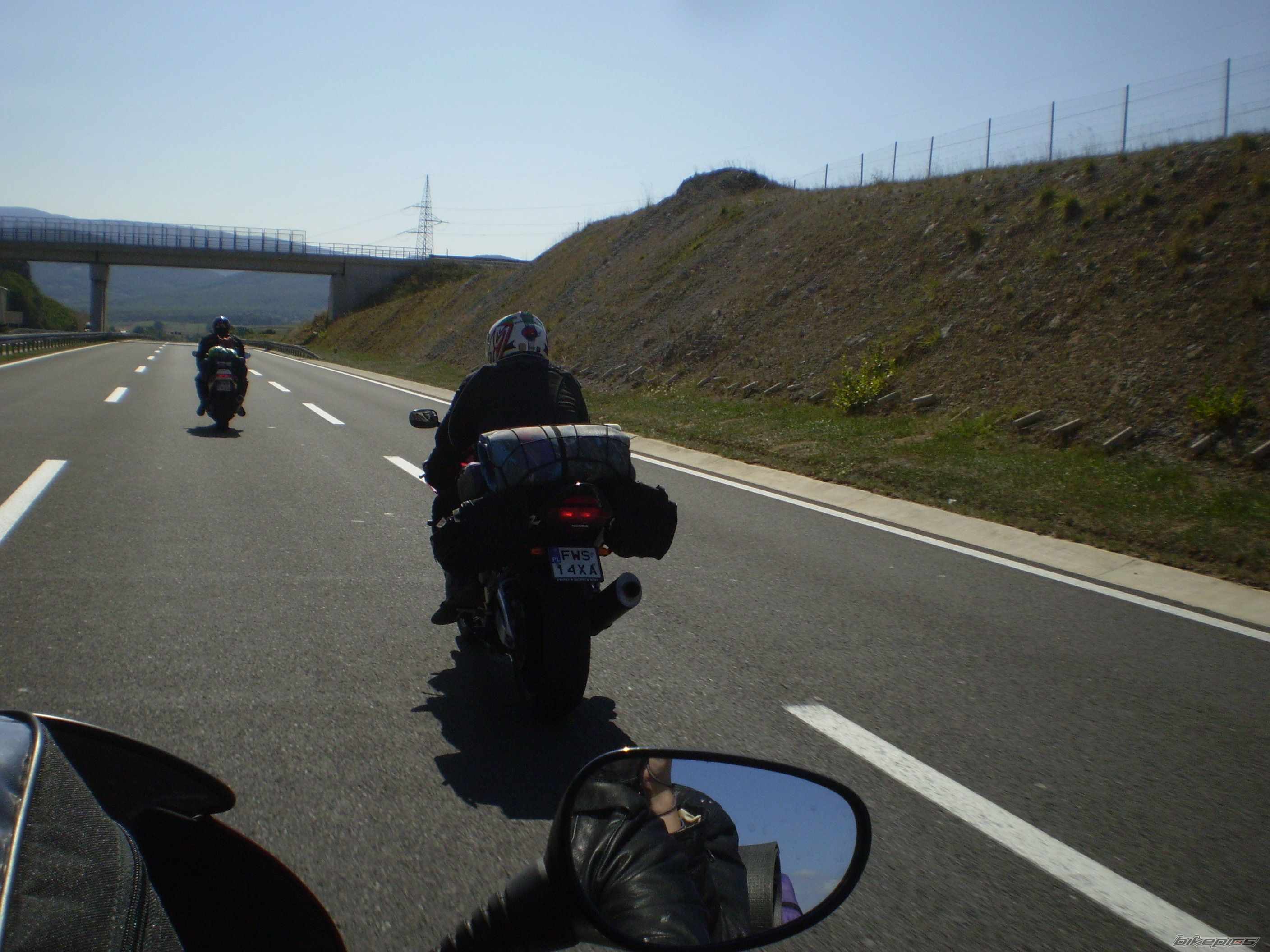 Photo 1384121