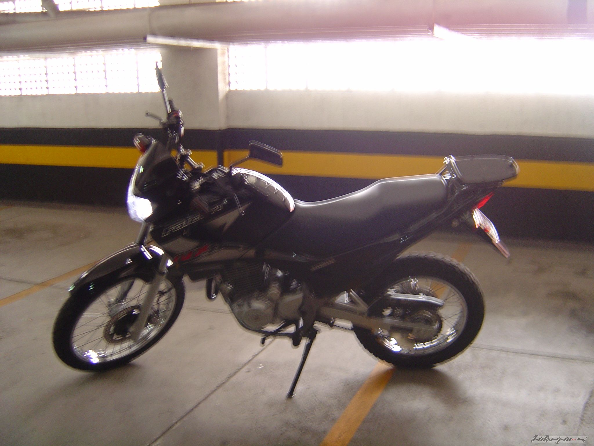 Photo 1384148