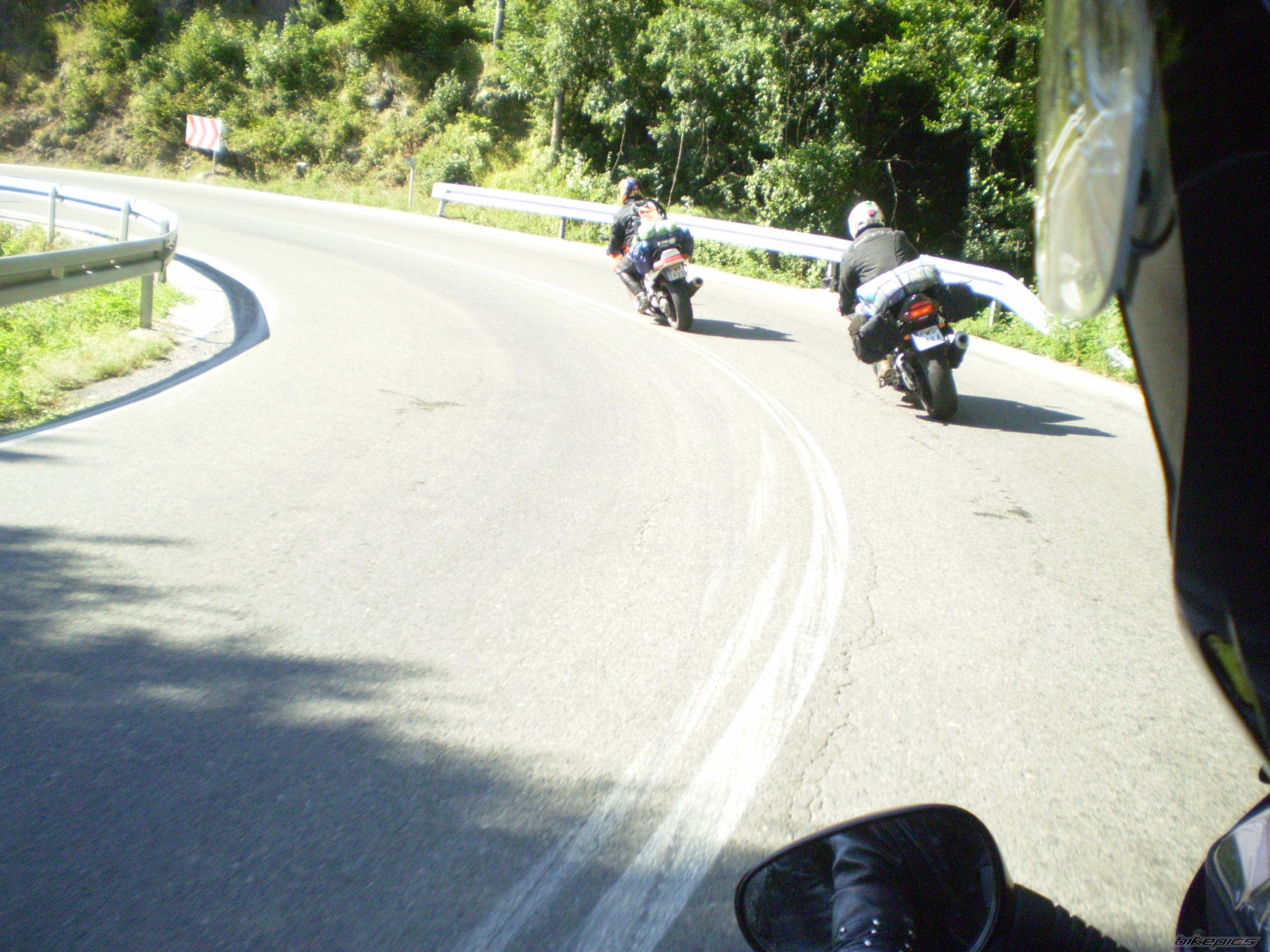 Photo 1384157