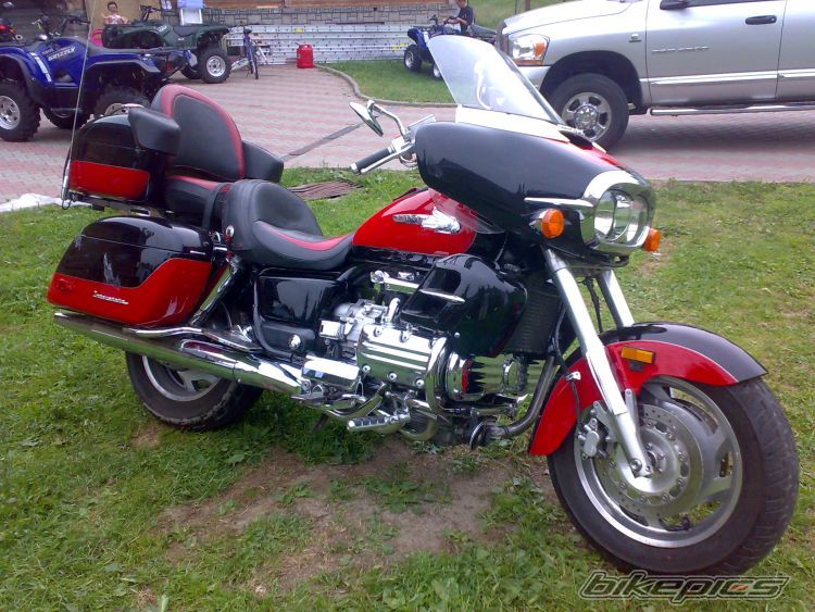 Photo 1384168