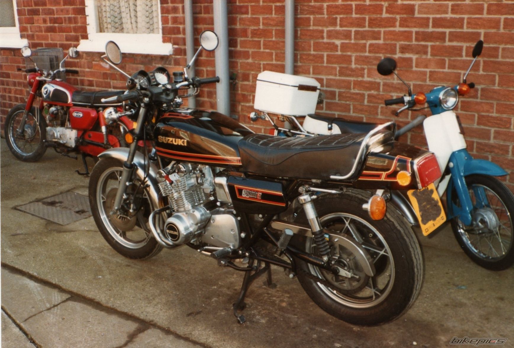 Photo 1384233