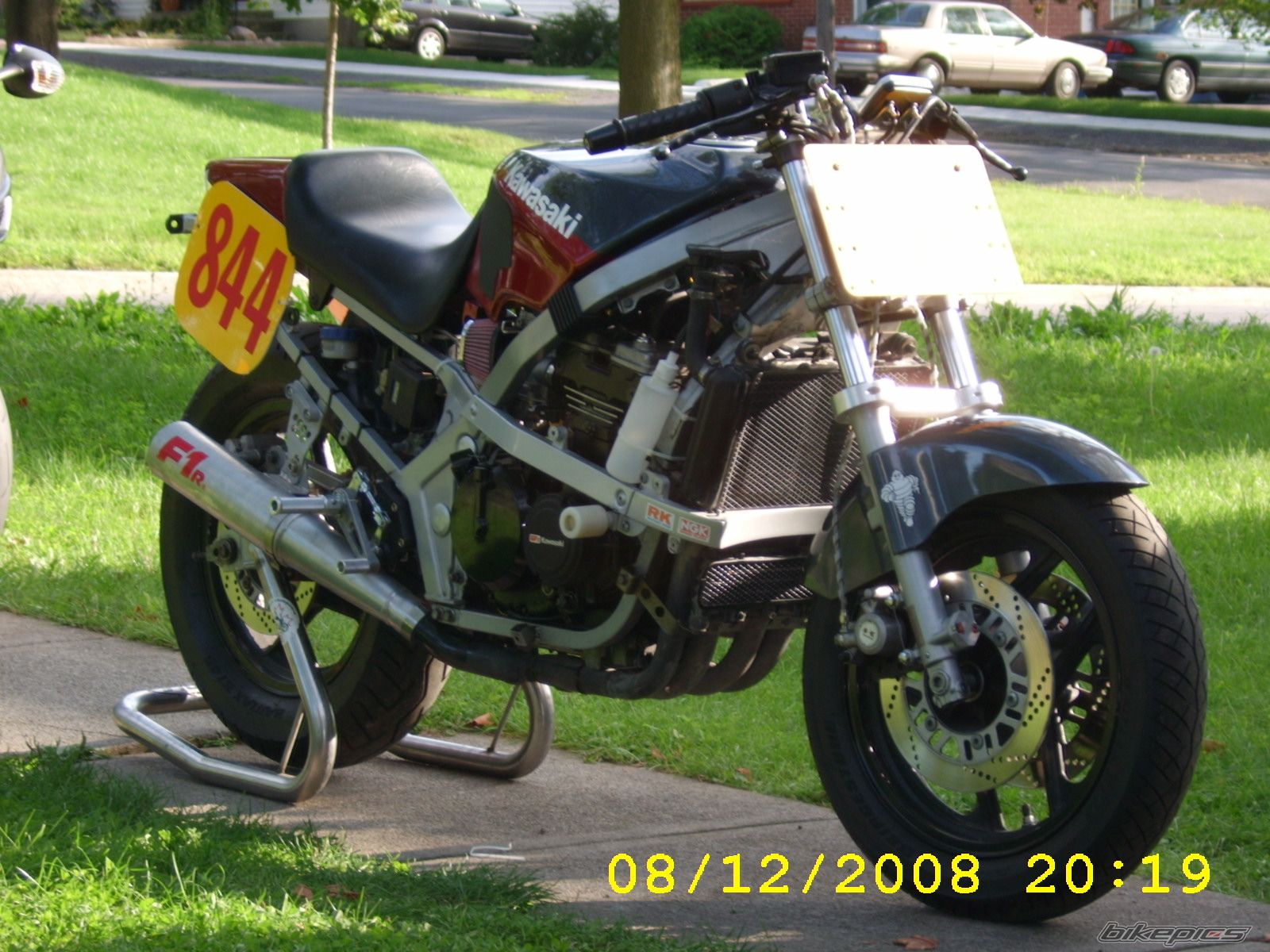 Photo 1384366