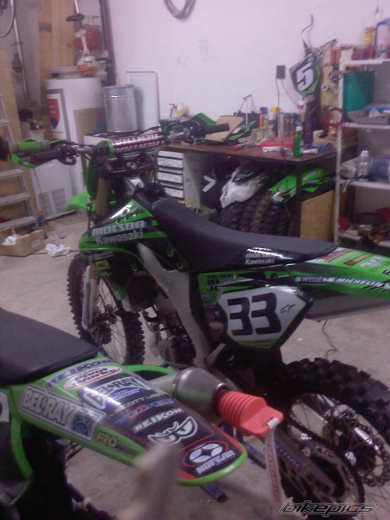 Photo 1384369