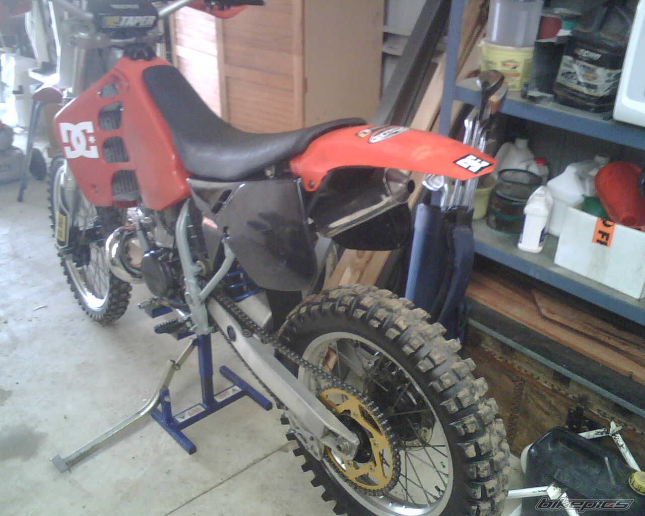 Photo 1384869