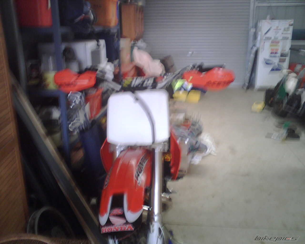 Photo 1384870