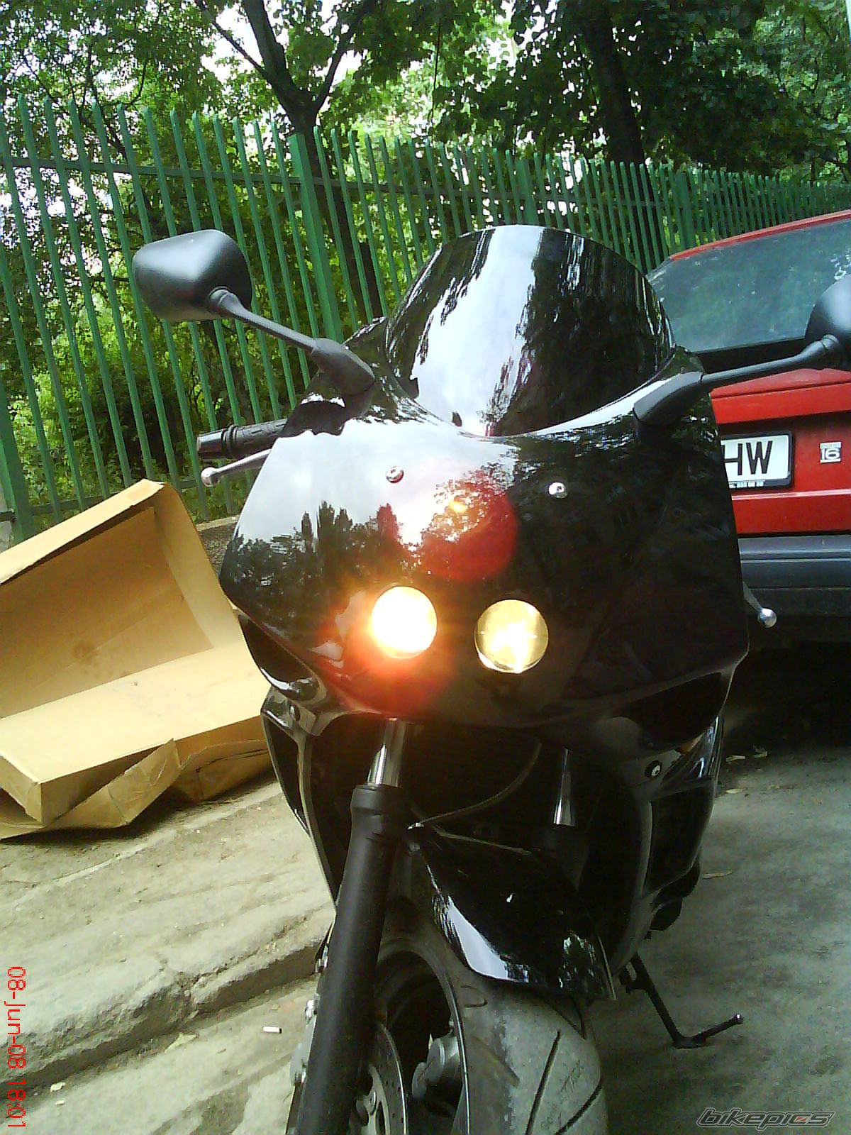 Photo 1384924