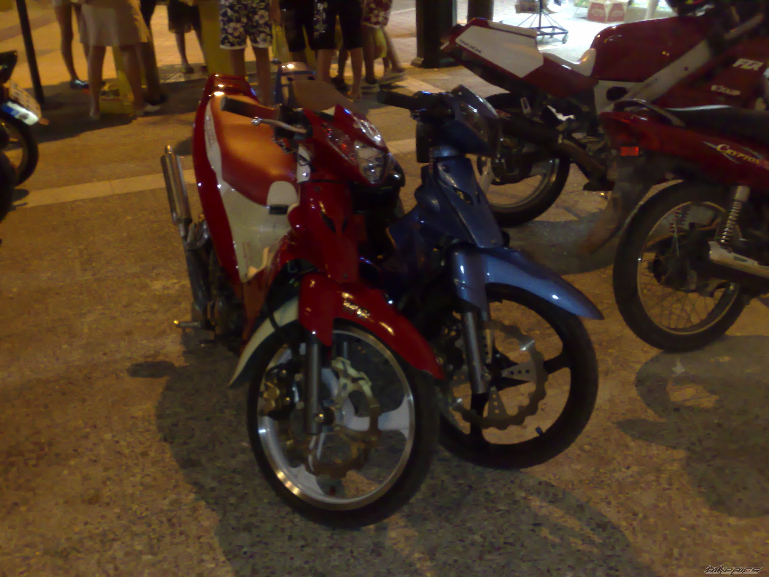 Photo 1384991