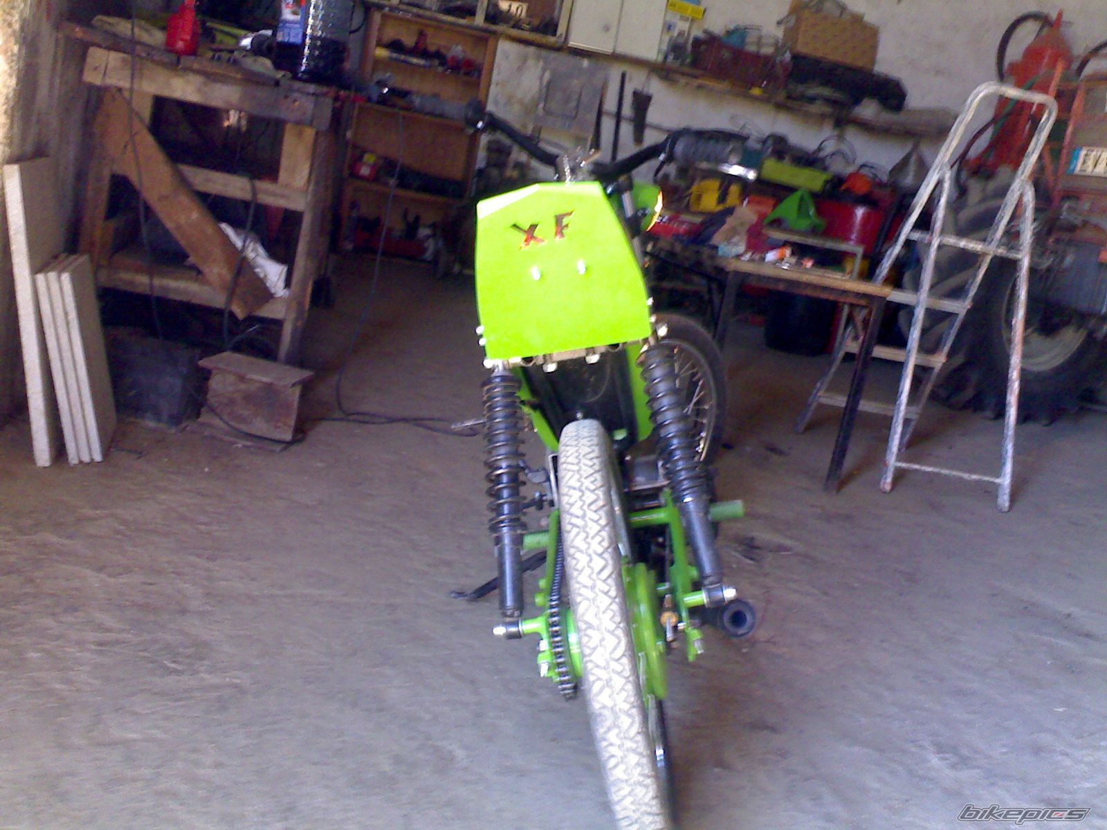 Photo 1385092
