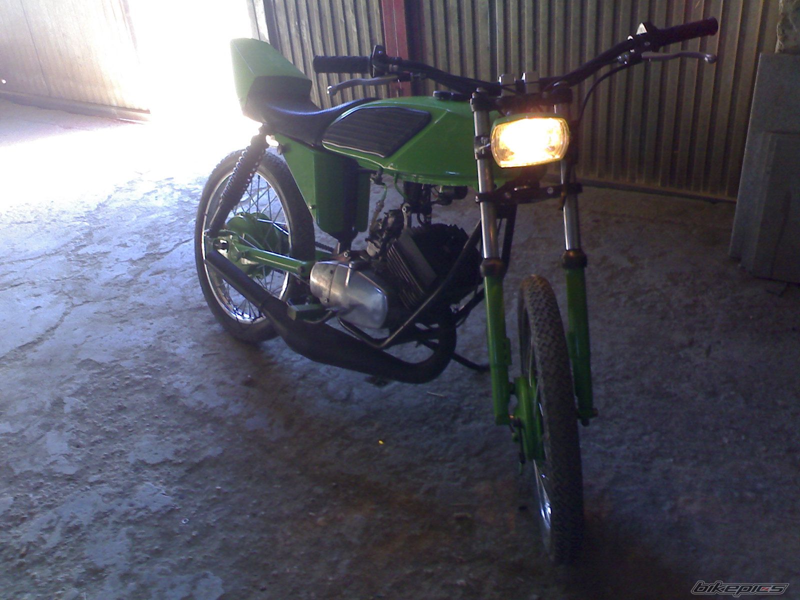 Photo 1385093