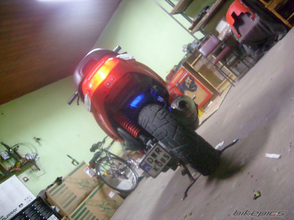 Photo 1385321