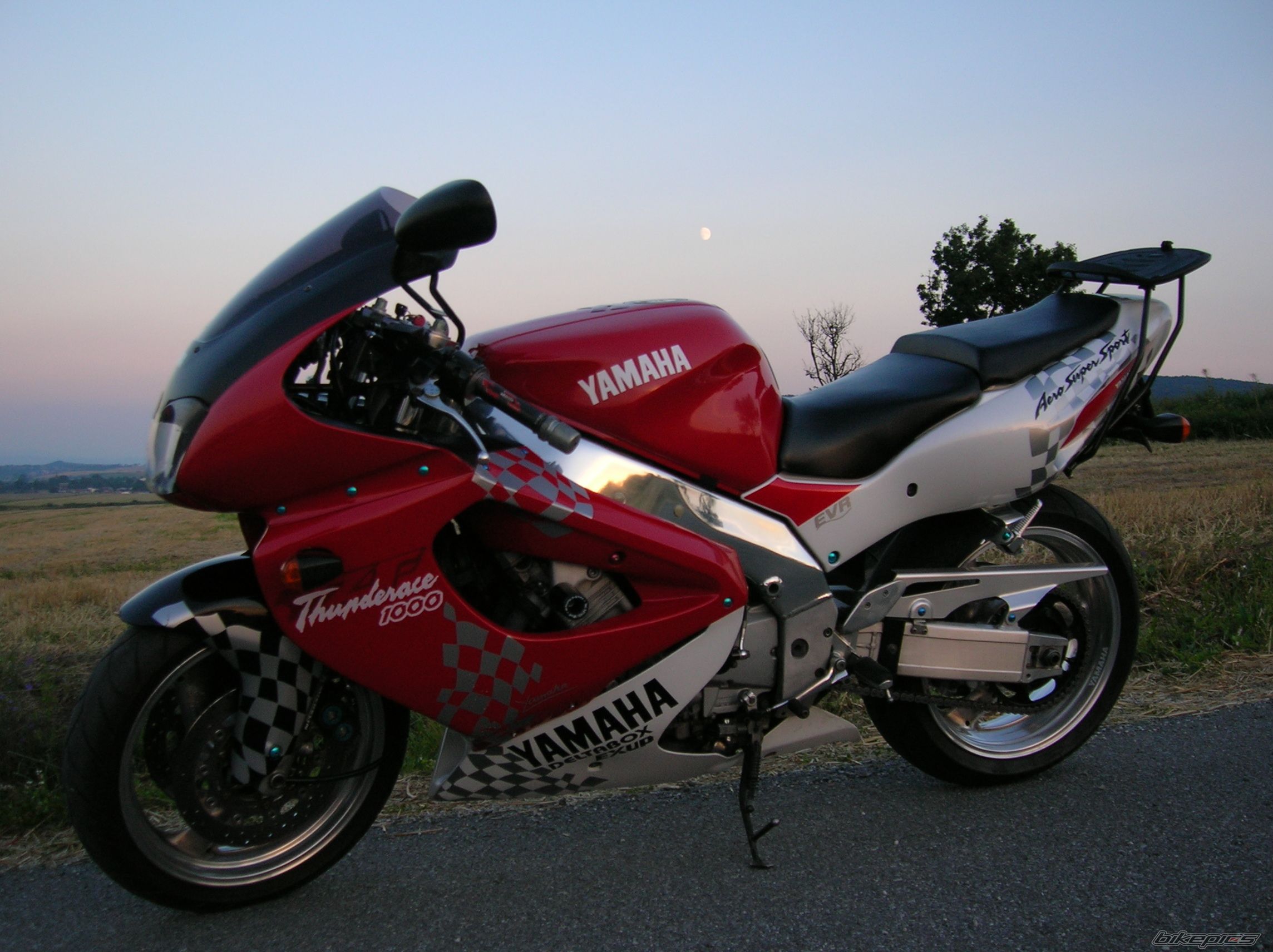 Photo 1385333
