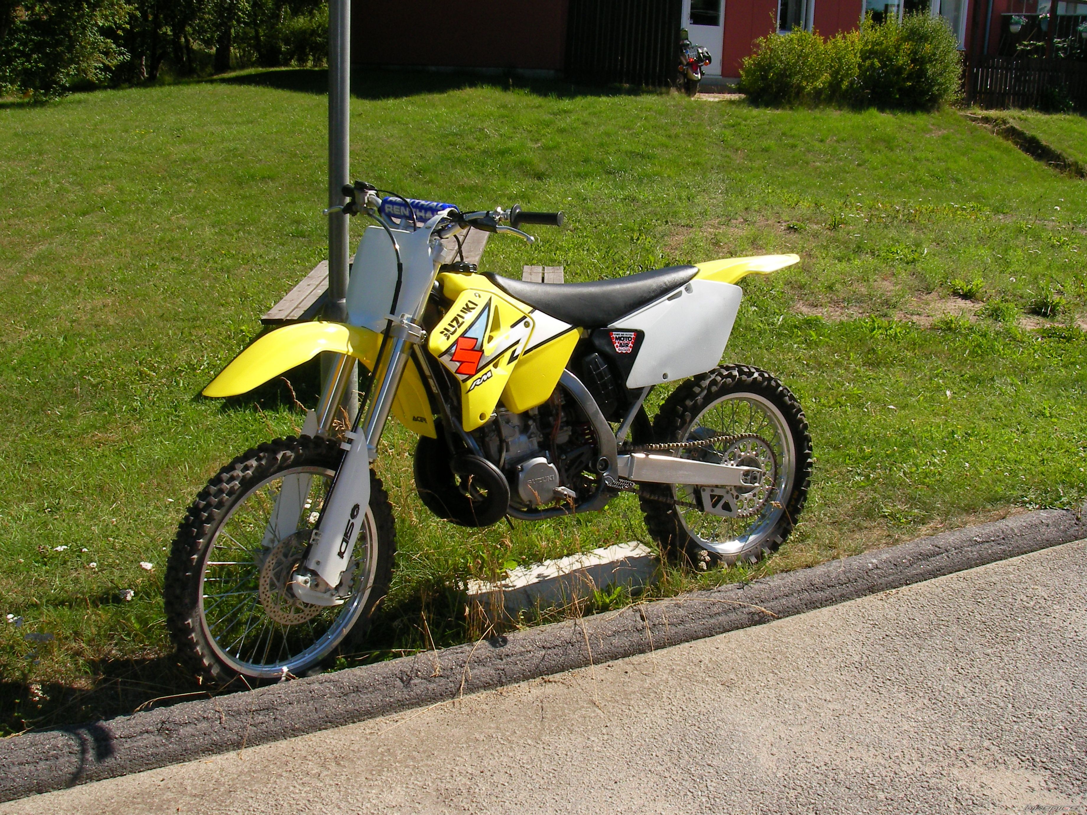 Photo 1385423