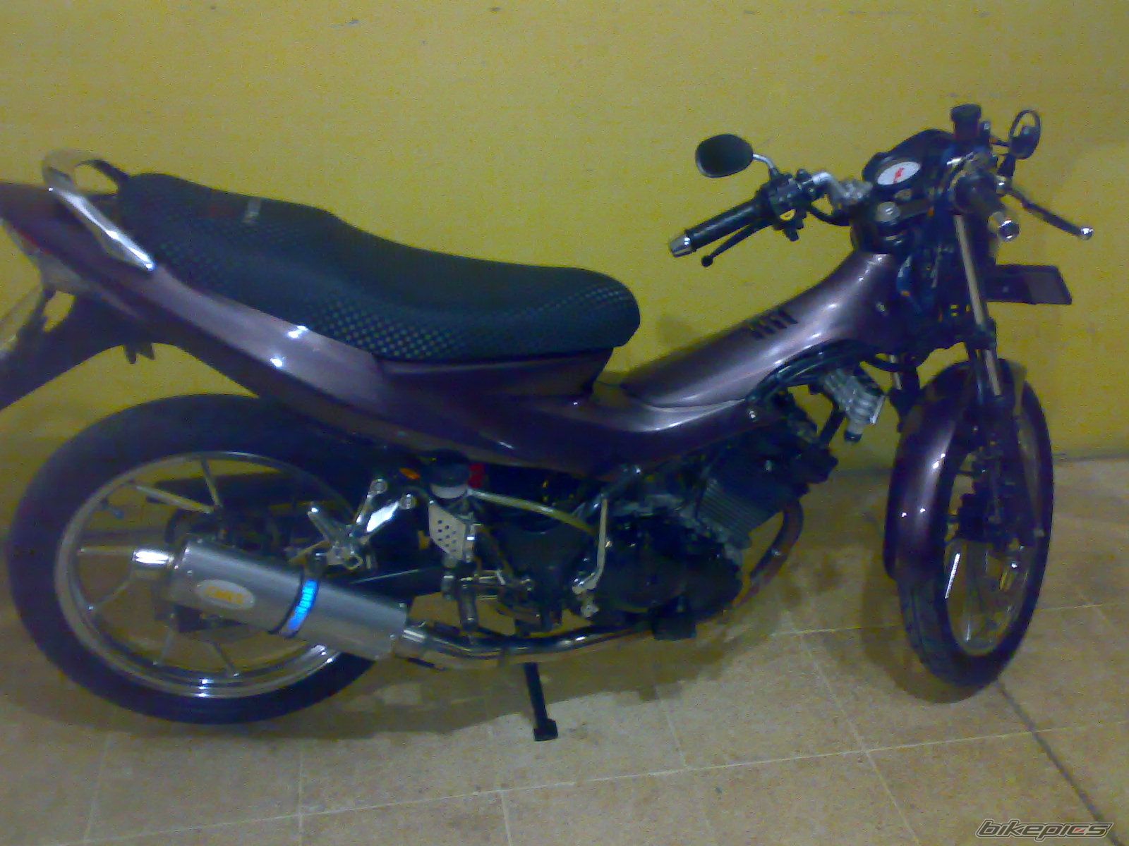 Photo 1385634