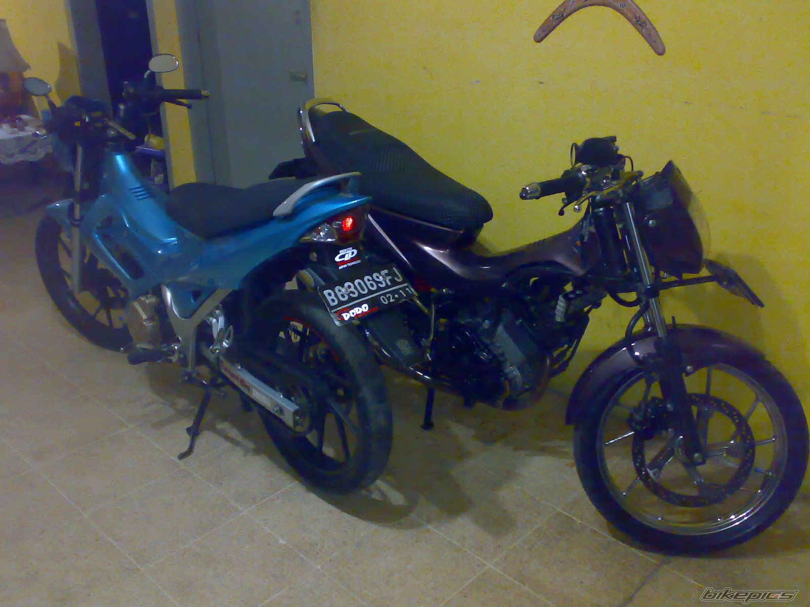 Photo 1385648