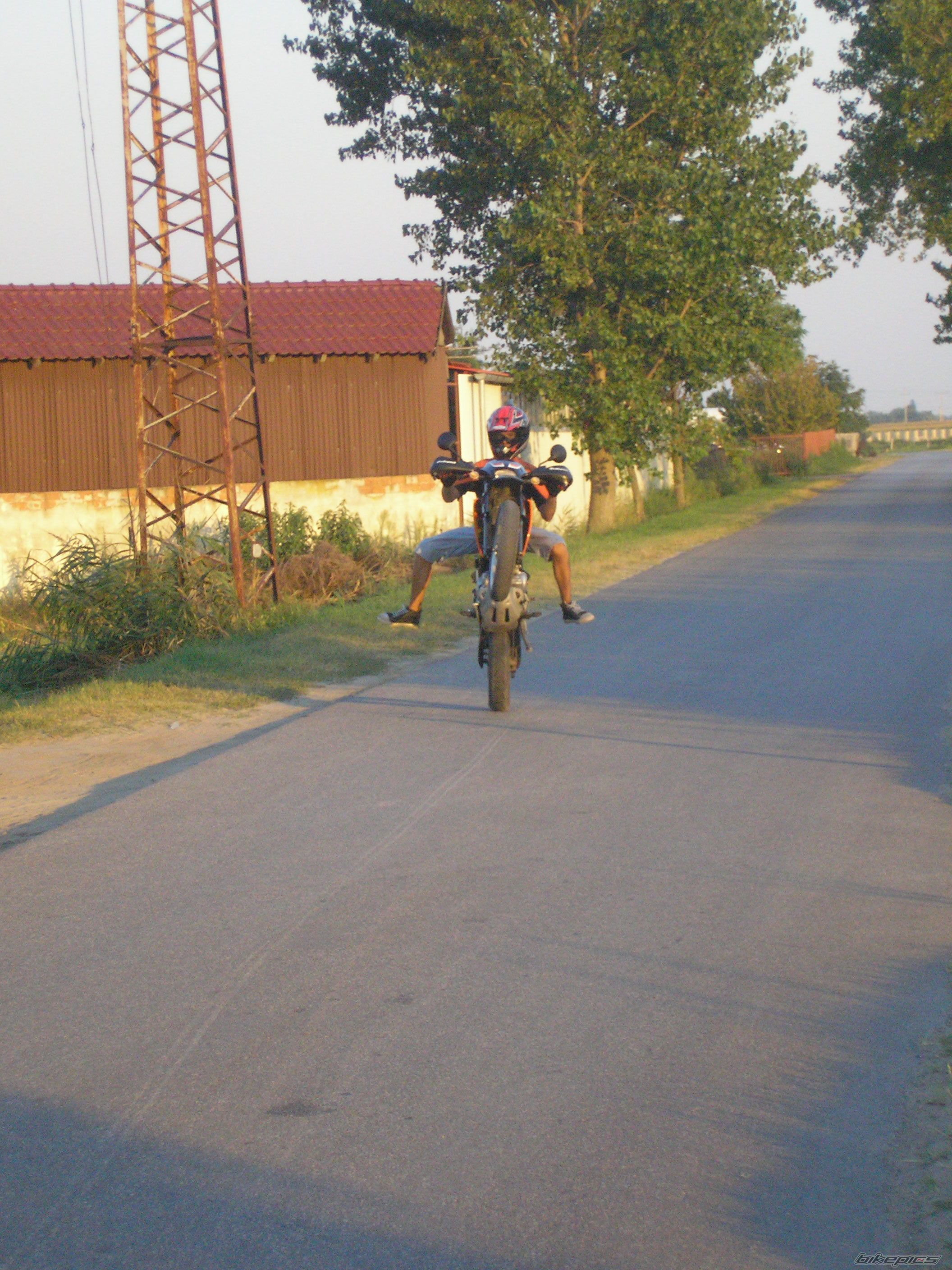 Bike Photo 1385886