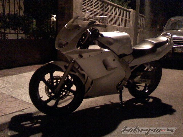 Photo 1385921