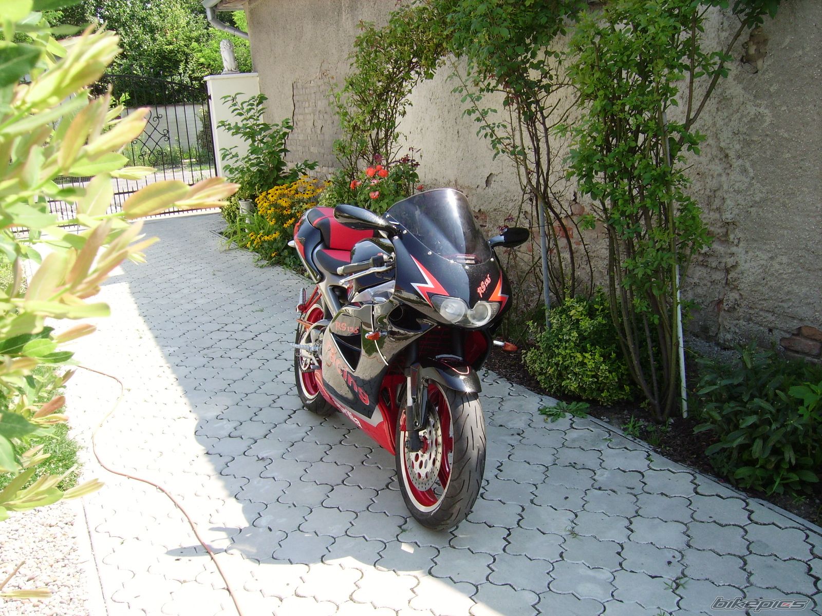 Bike Photo 1385957