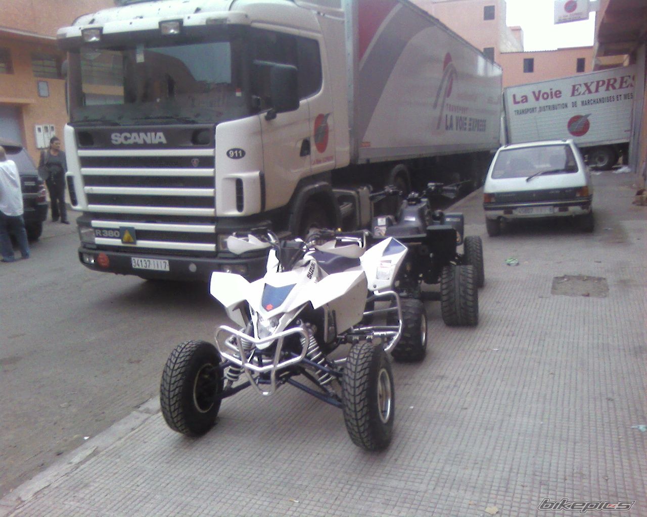 Photo 1386051