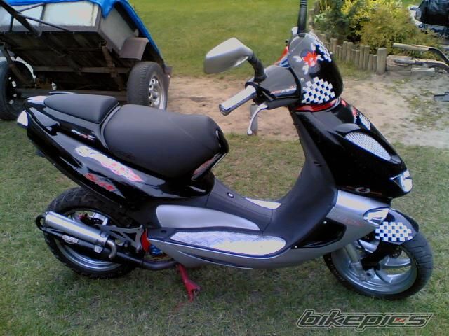 Photo 1386167