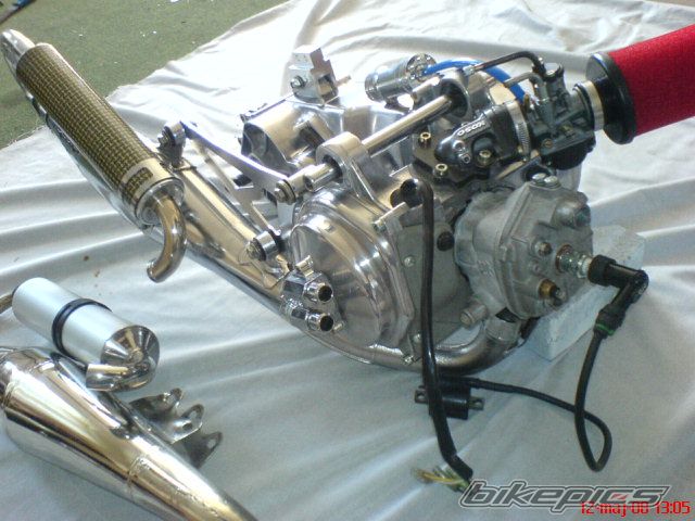 Photo 1386171