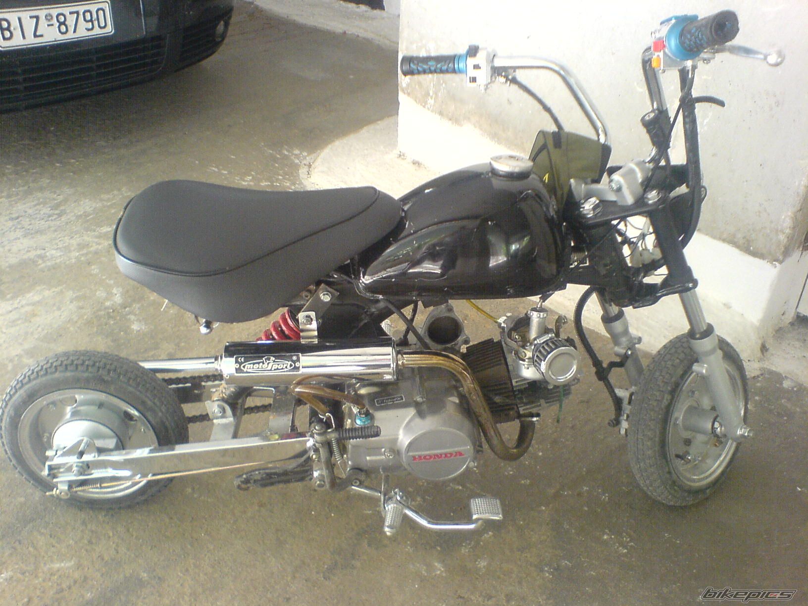 Photo 1386189