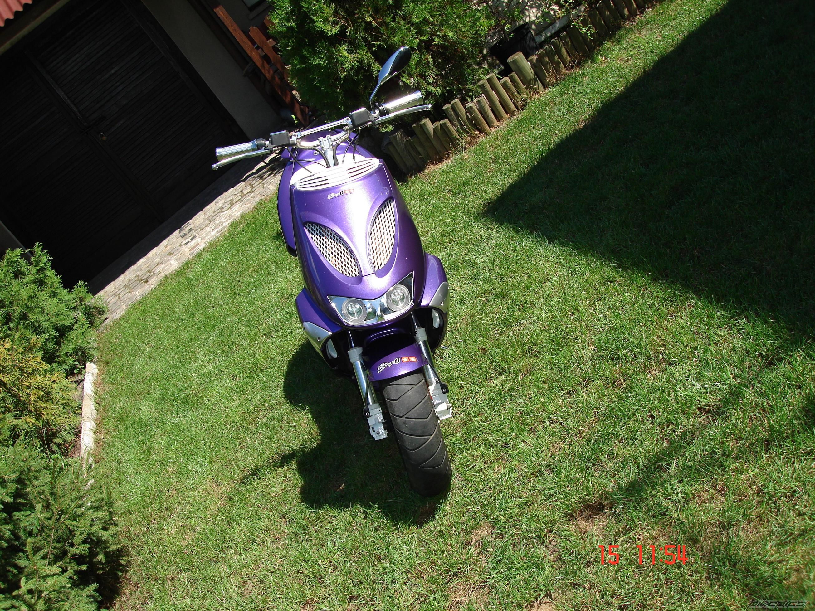 Photo 1386198