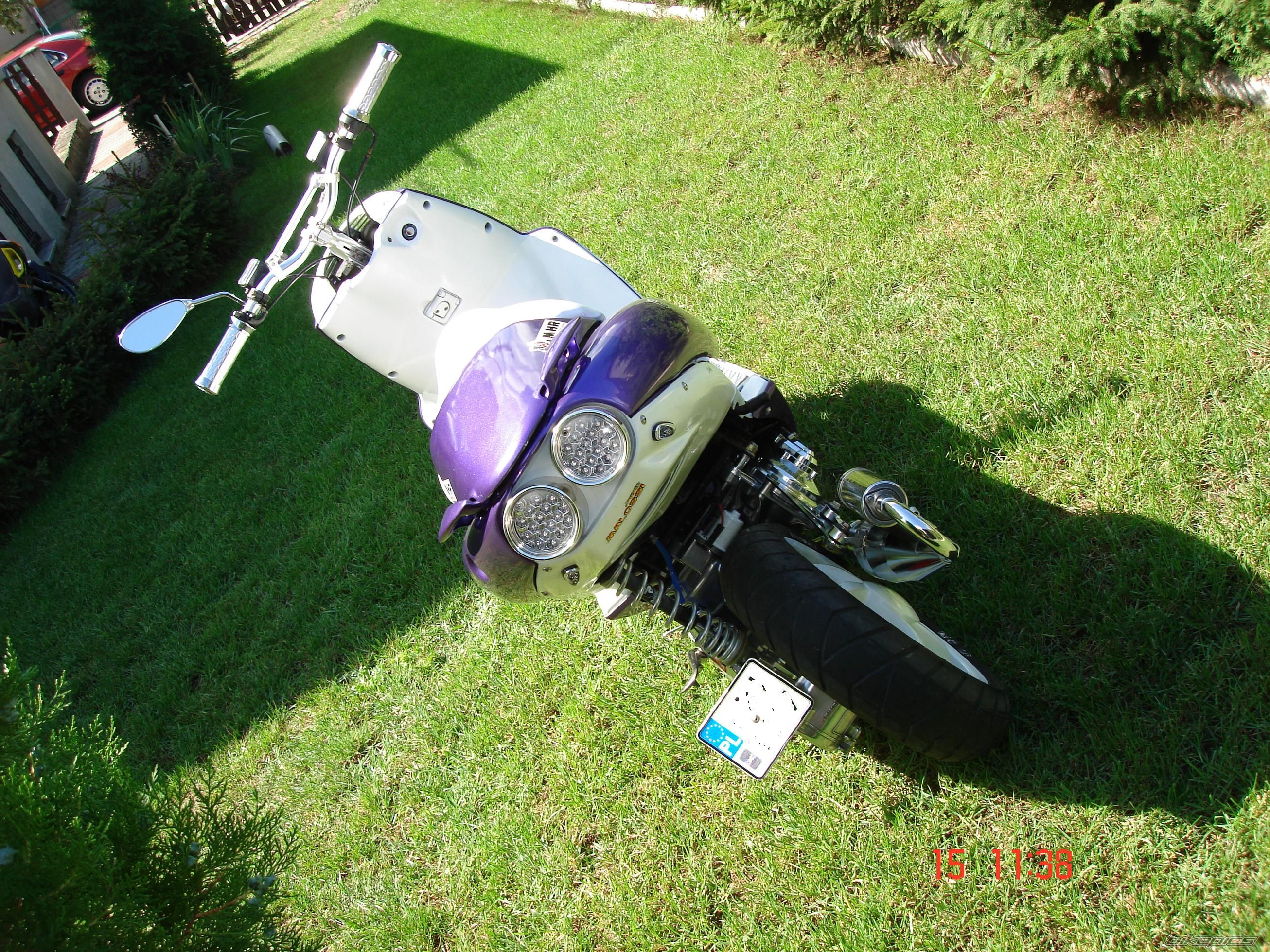Photo 1386202