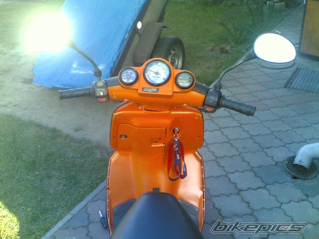 Photo 1386462