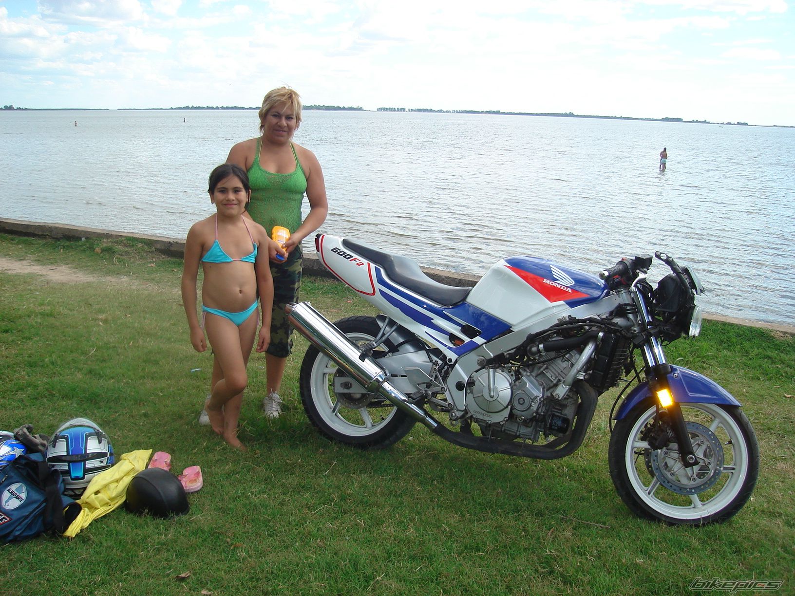 Photo 1386619