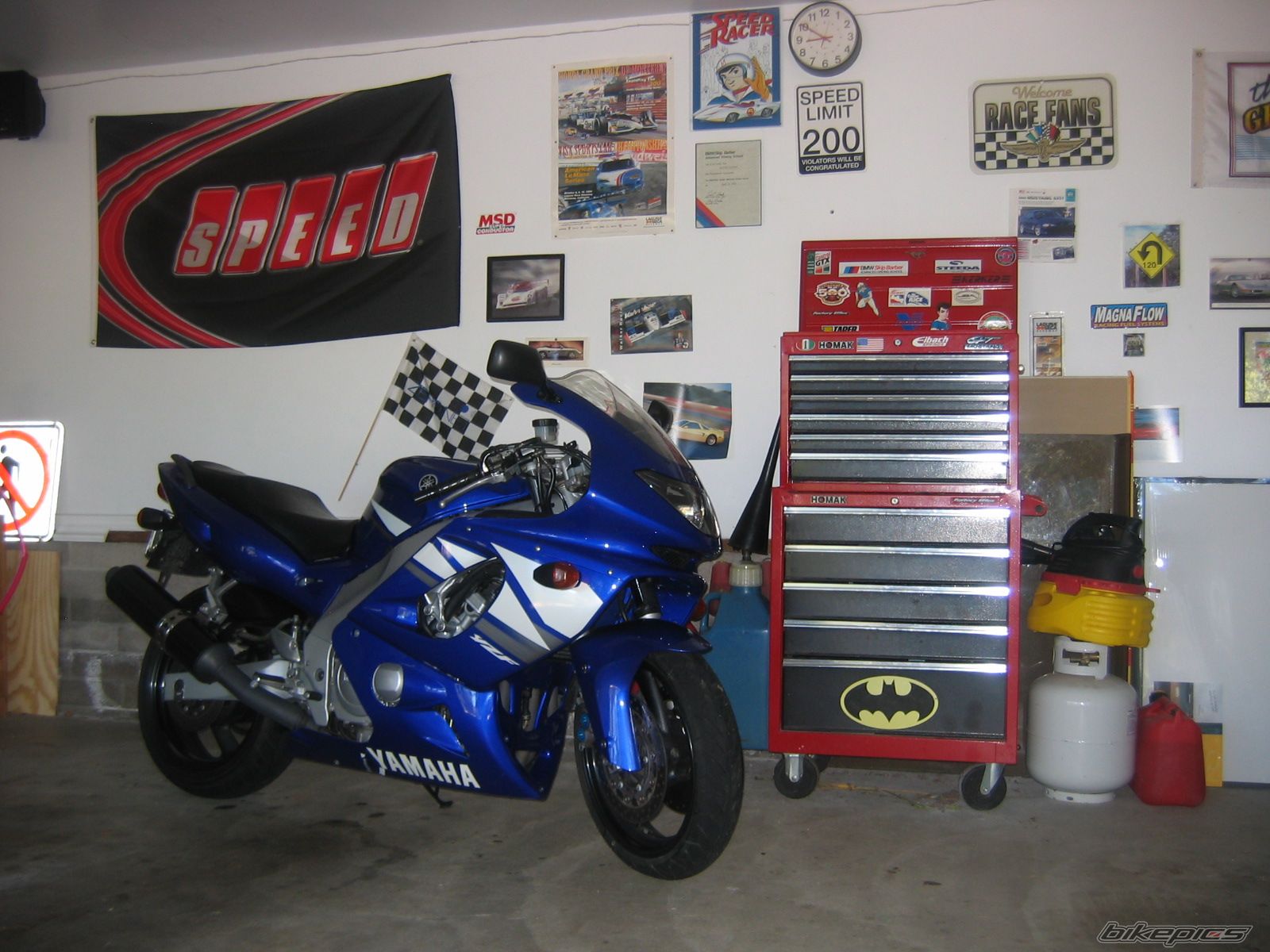 Photo 1386635