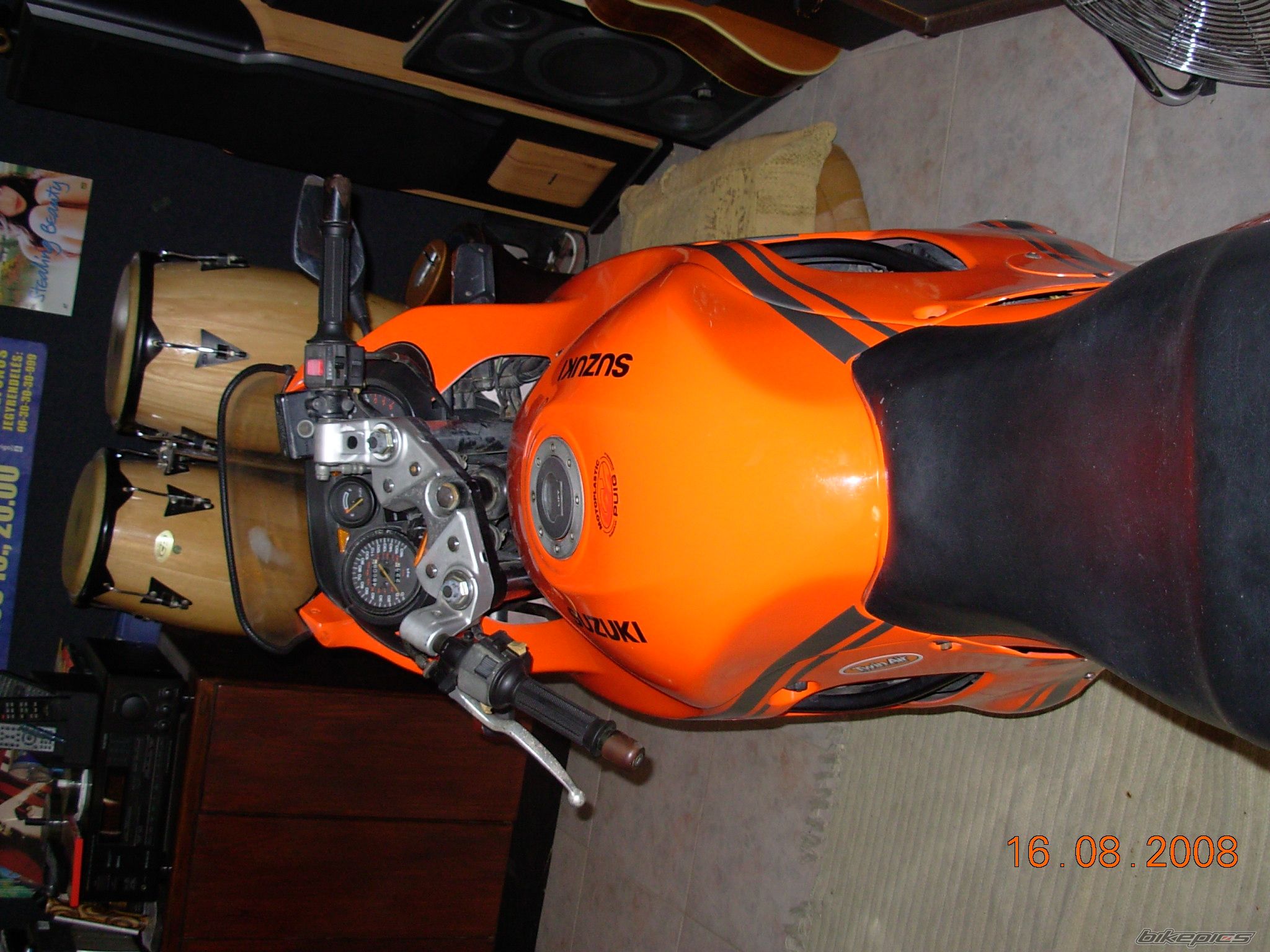 Photo 1386649