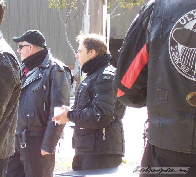 Photo 1386682