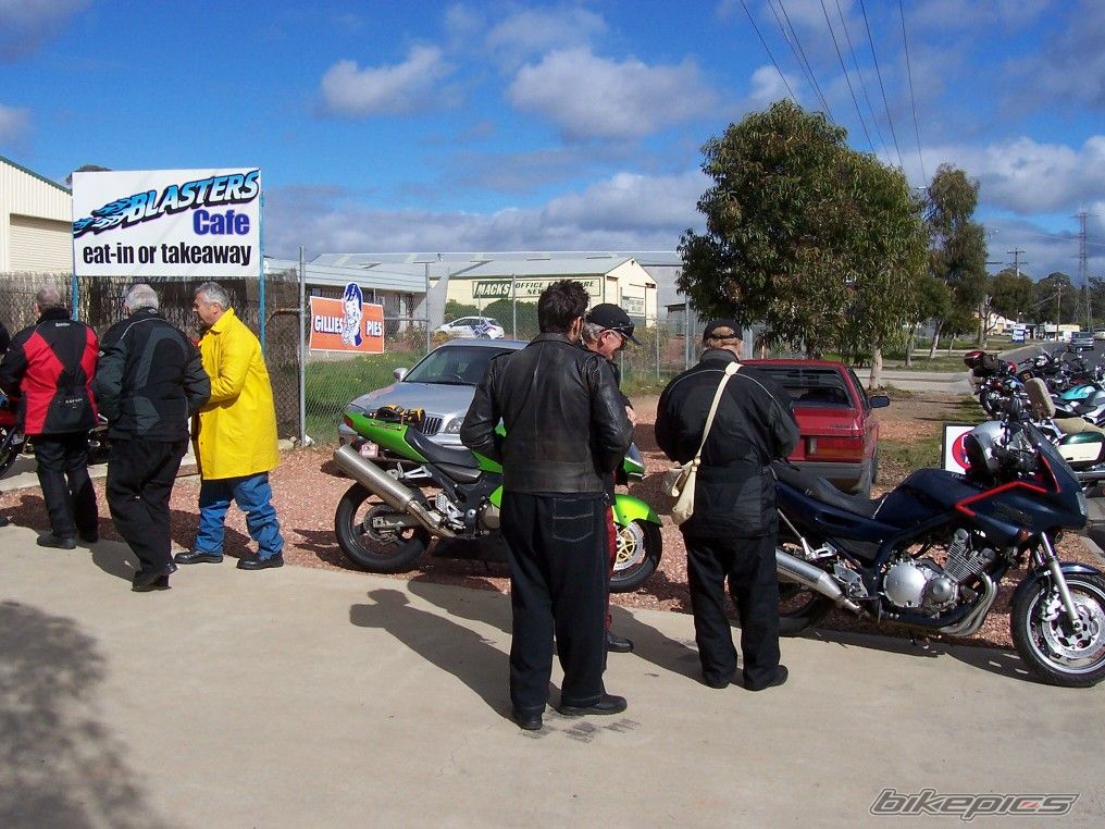 Photo 1386688