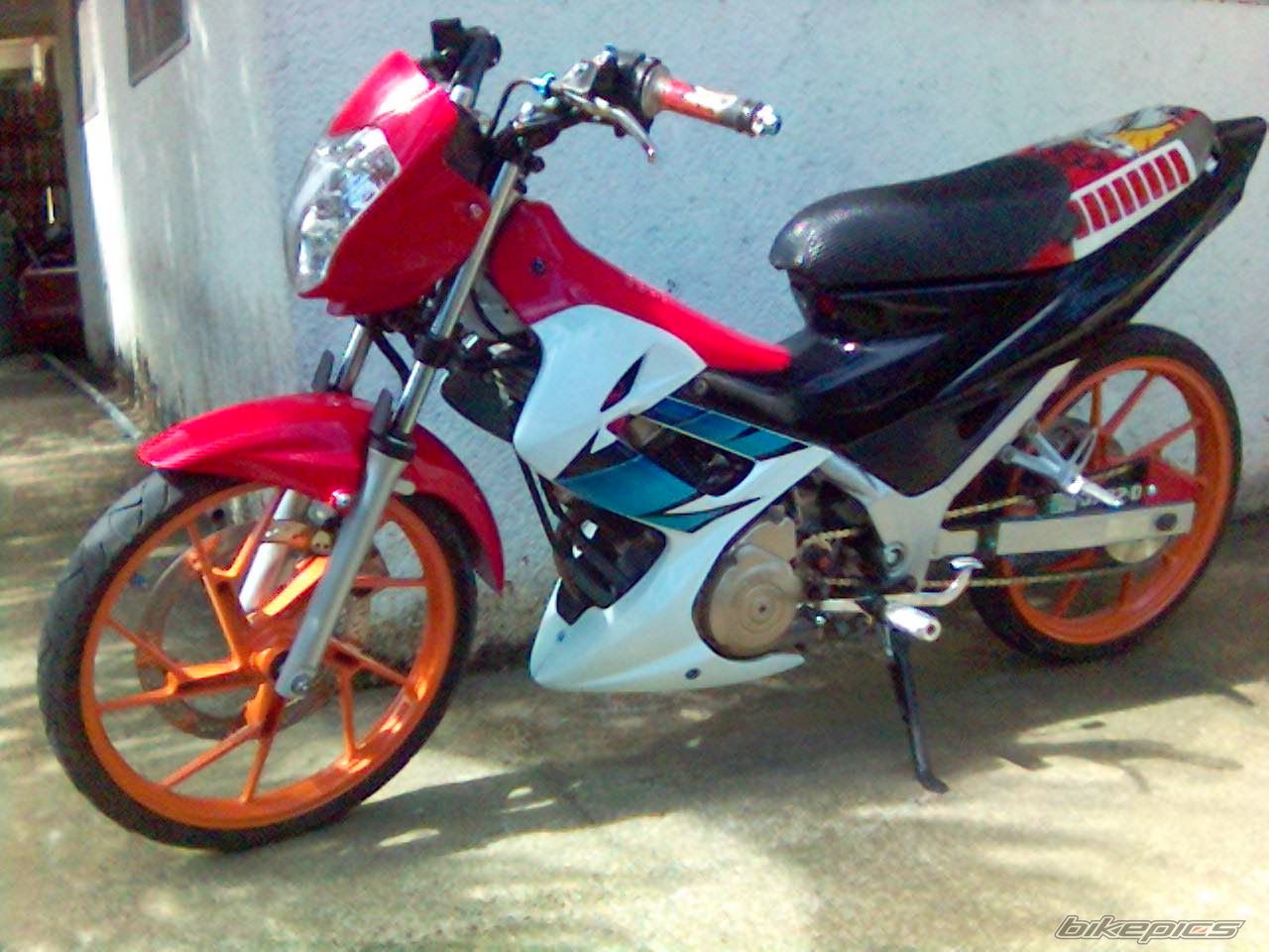 Photo 1386709